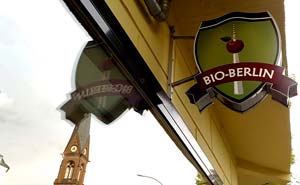 En av Berlins många ekologiska mataffärer. Foto: Berlinow.com