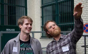 Per Thulin och Simon Gate från Flattr på besök i Berlin. Foto: Berlinow
